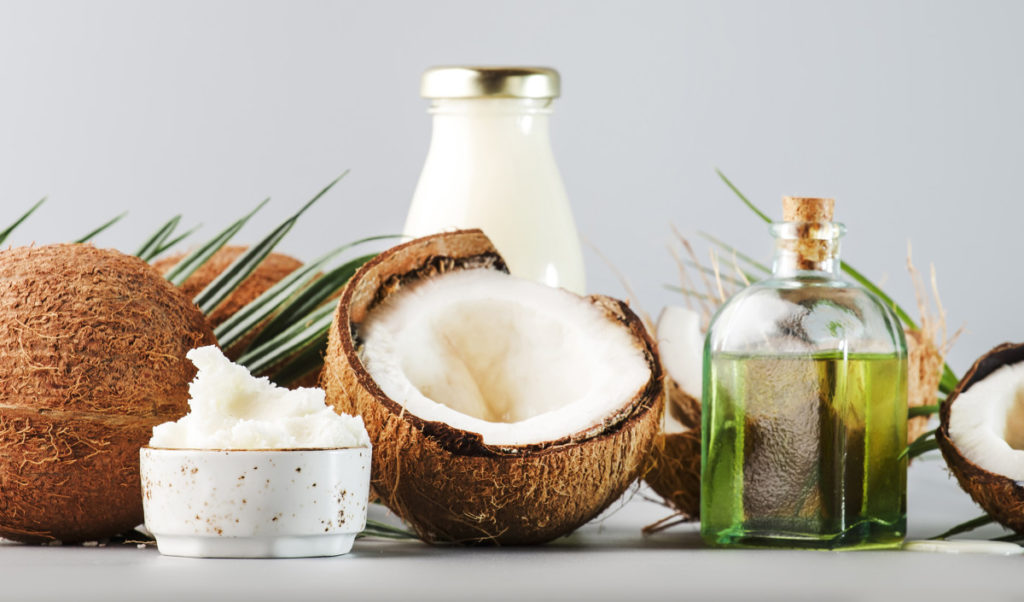 MCT Oil vs. Coconut Oil: What’s the Difference? – Regenr8